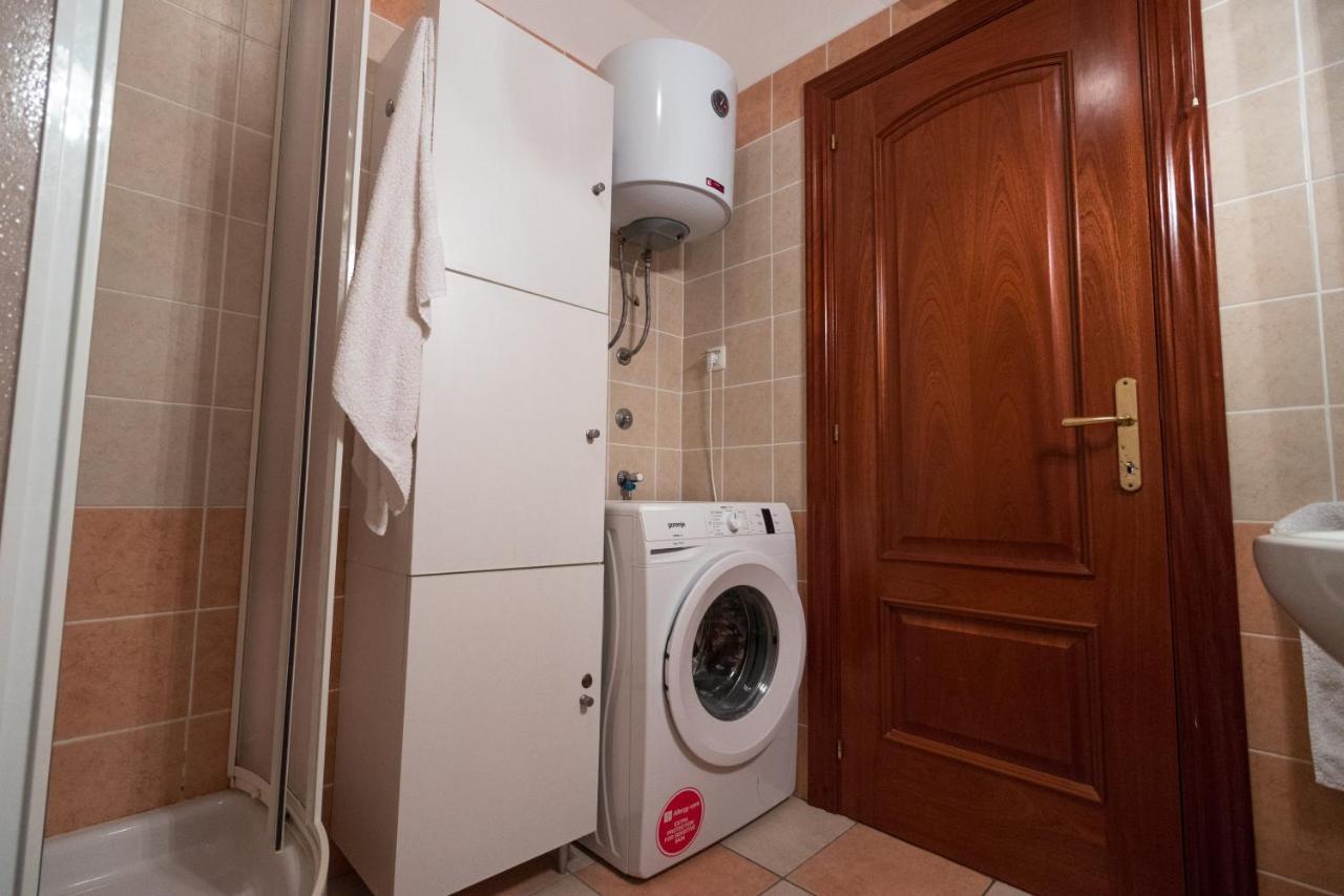 Apartman Nena Turanj Exterior foto