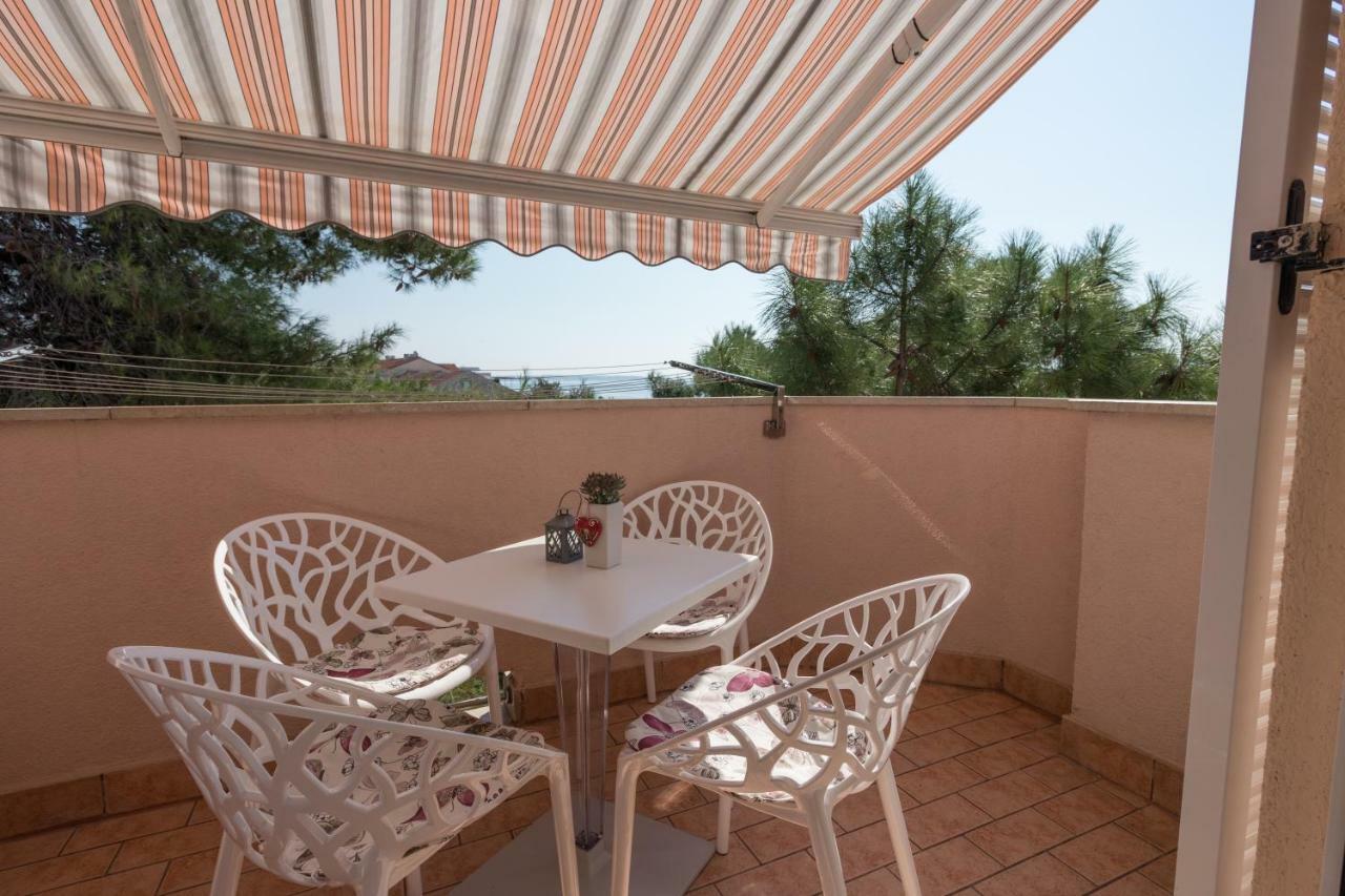 Apartman Nena Turanj Exterior foto